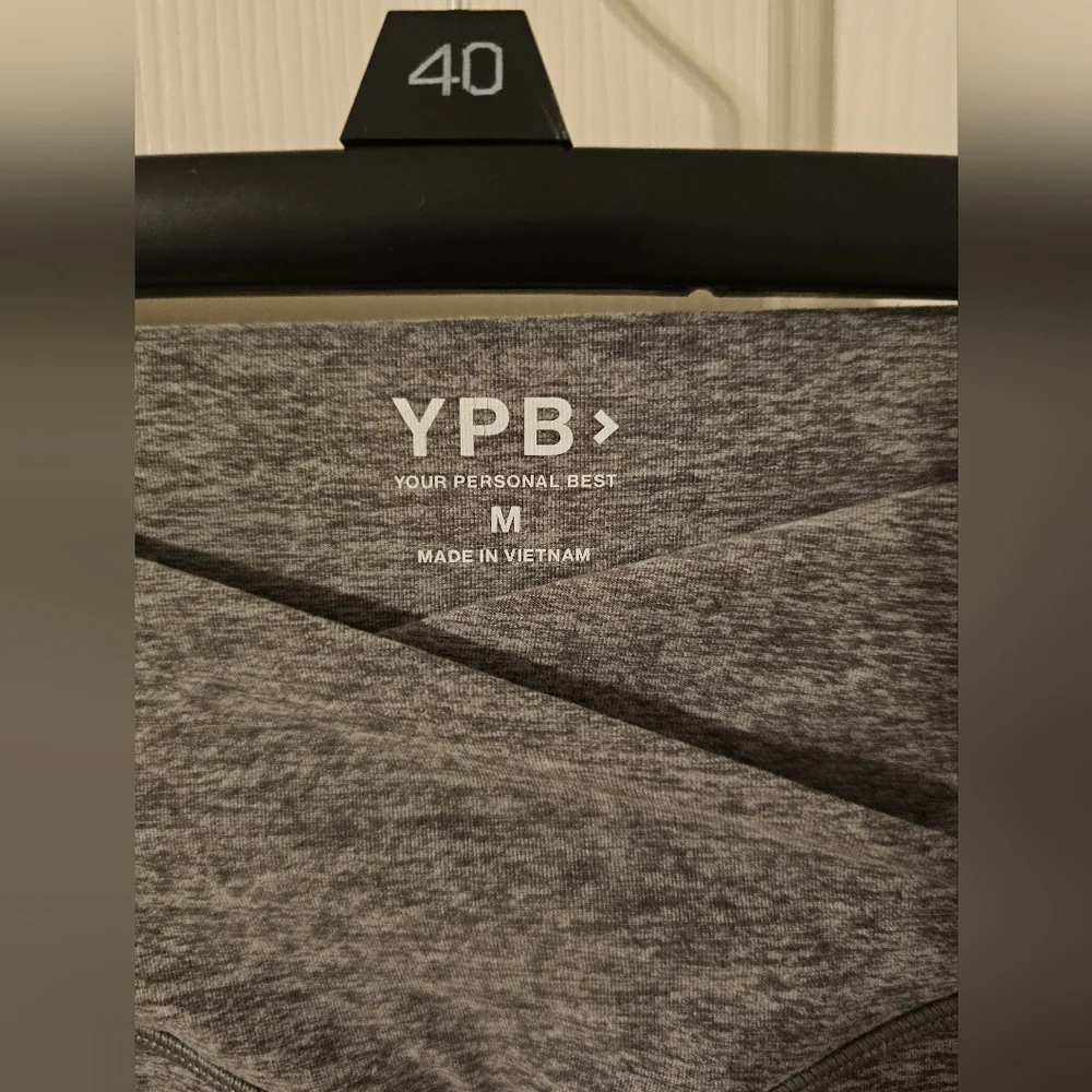 Abercrombie & Fitch YPB 3 Pair Bundle everydaySOFT Flare Legging Size M - Picture 9 of 12